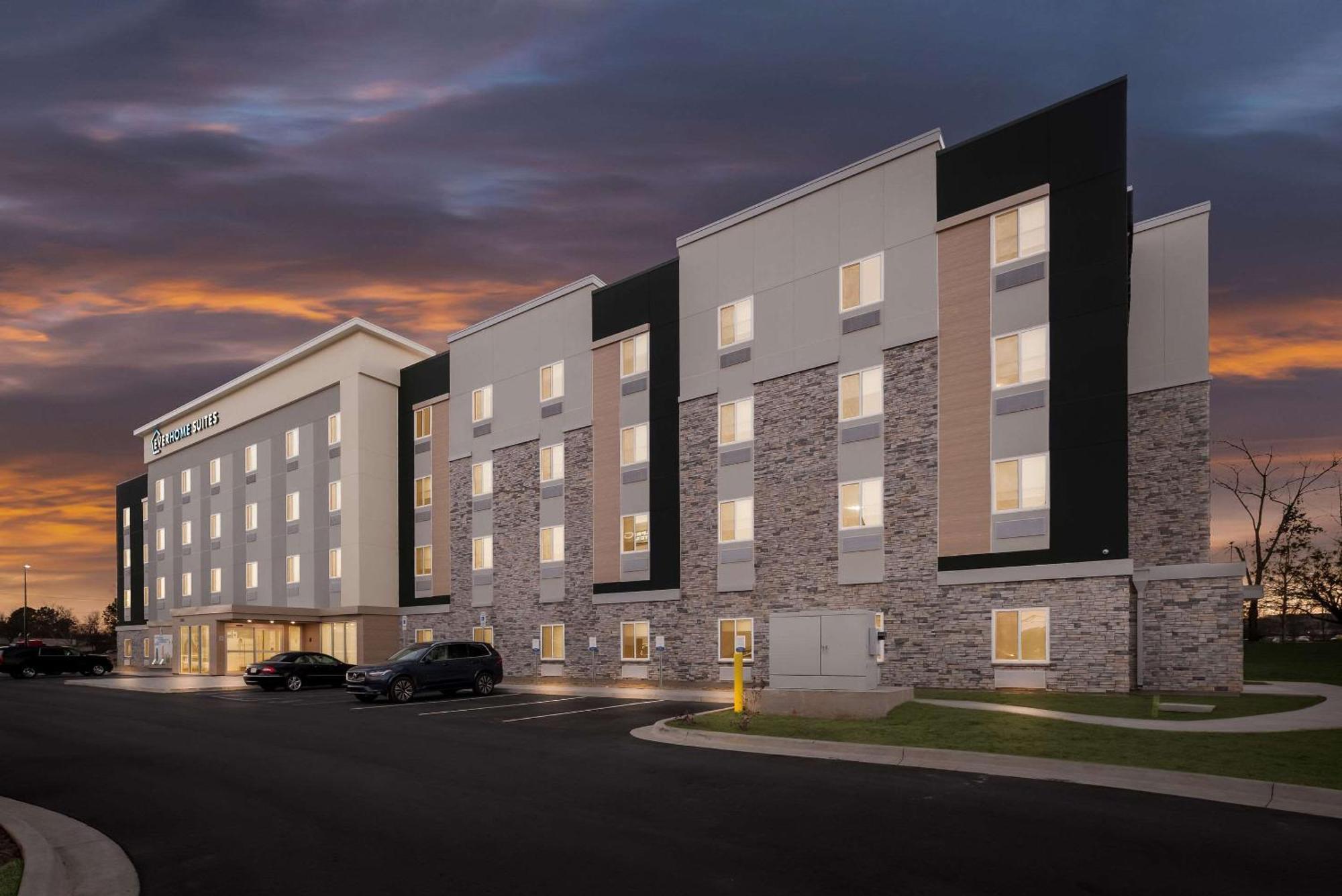Everhome Suites Huntsville - Research Park Экстерьер фото